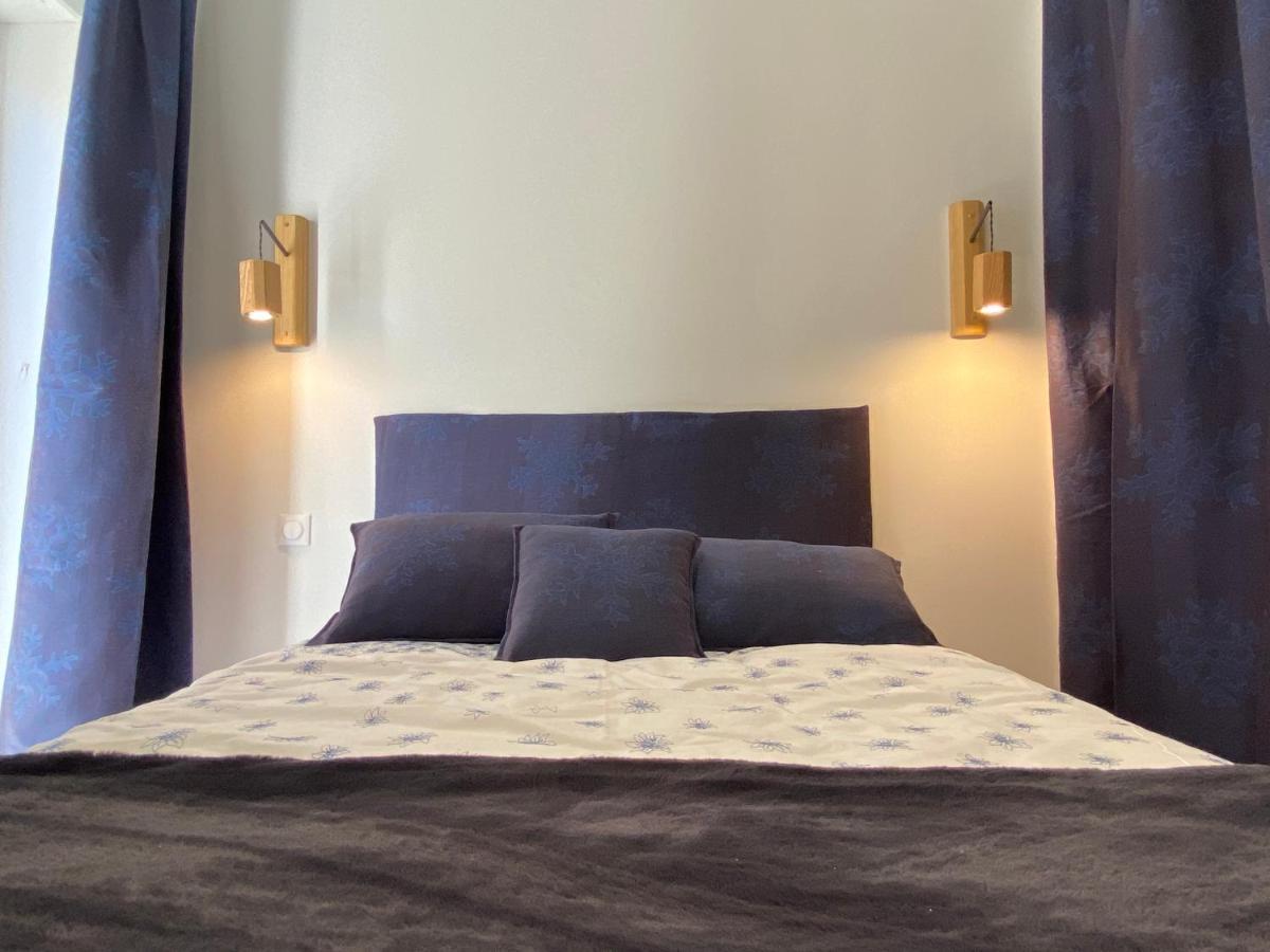 Appartement Plein centre, T3 5P totalement rénové 55m2. WIFI à Cauterets Extérieur photo