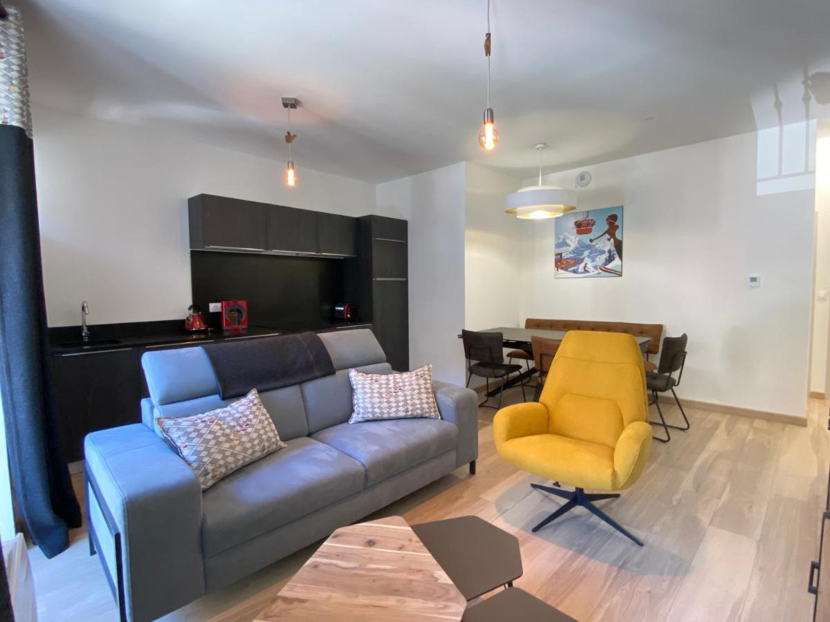 Appartement Plein centre, T3 5P totalement rénové 55m2. WIFI à Cauterets Extérieur photo