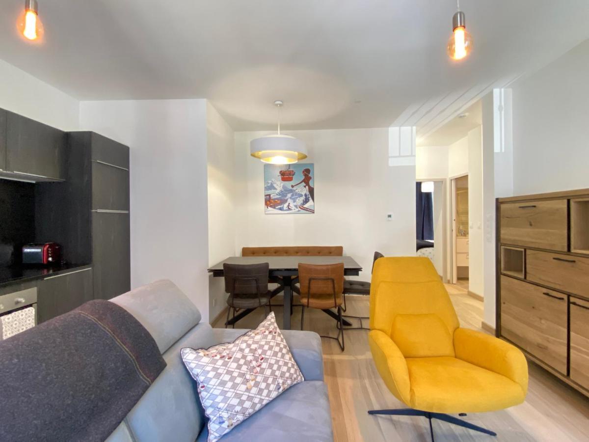Appartement Plein centre, T3 5P totalement rénové 55m2. WIFI à Cauterets Extérieur photo